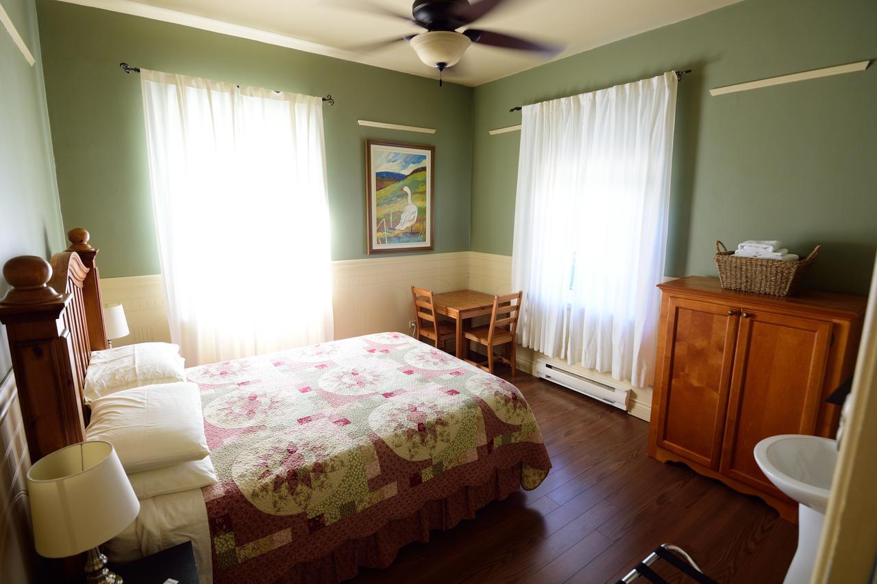 Auberge Le St-Georges Saguenay Ngoại thất bức ảnh