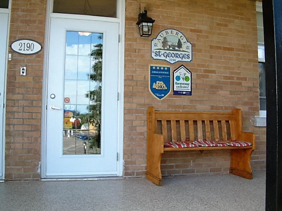 Auberge Le St-Georges Saguenay Ngoại thất bức ảnh
