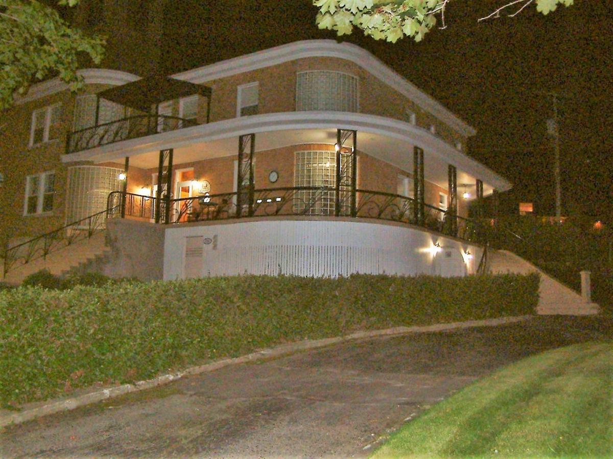 Auberge Le St-Georges Saguenay Ngoại thất bức ảnh